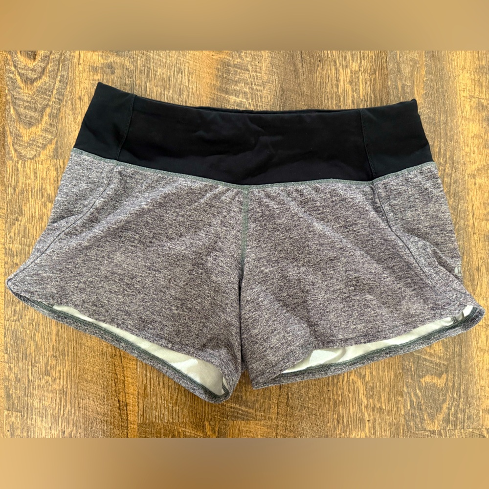 Lululemon Women's Speed Up Heather Gray and Black Shorts sz4